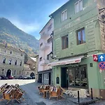 Apartament Maple *