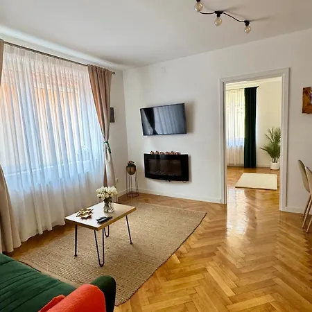 Apartament Maple
