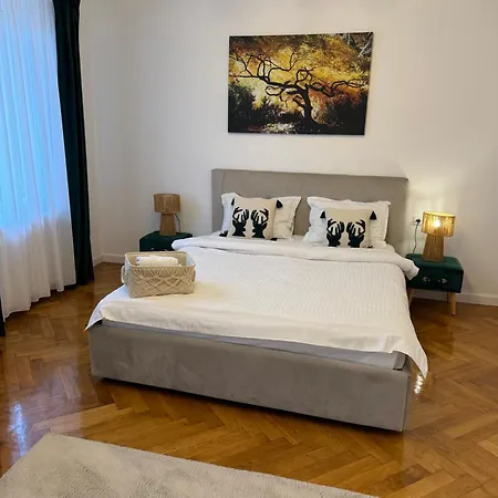 Maple Apartman