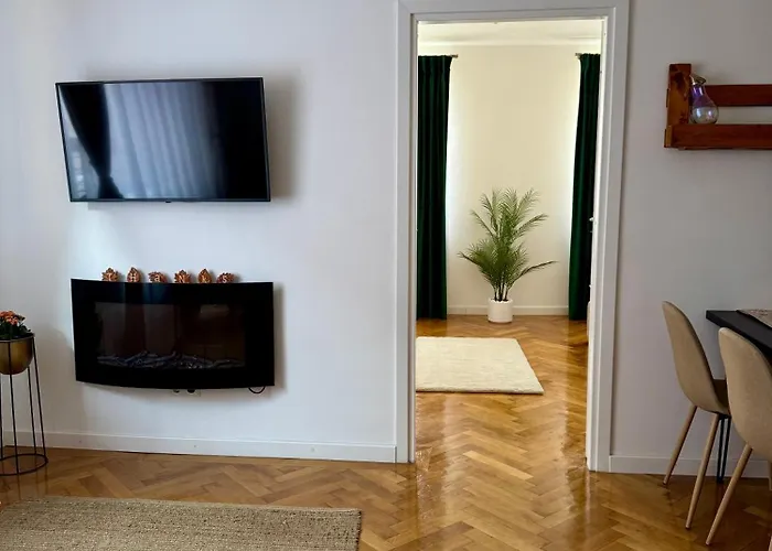 Maple Apartment Brasov